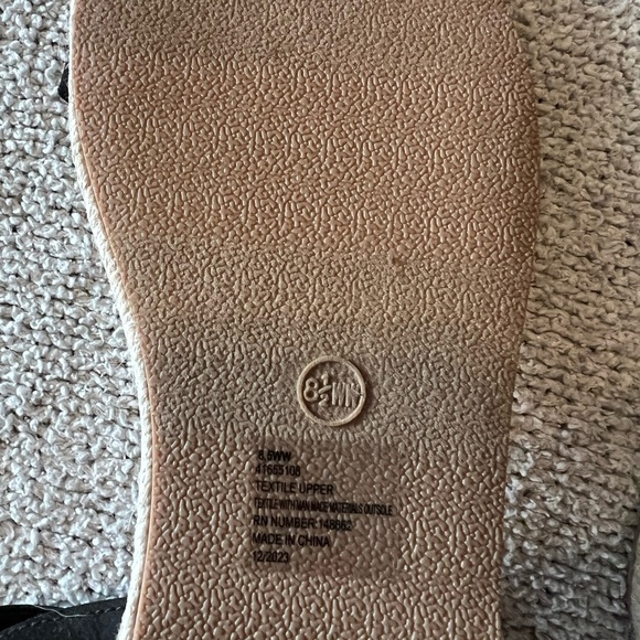 Torrid sandals - Picture 2 of 3